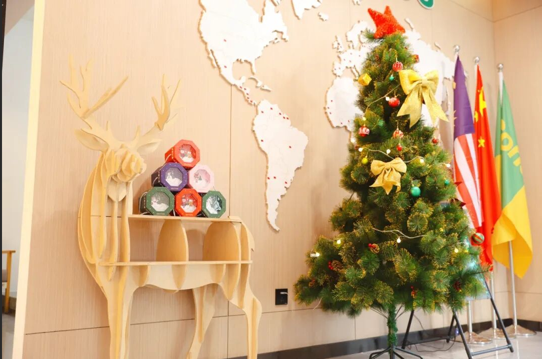 A Season of Warmth: Consmos Group Celebrates a Festive Christmas Together